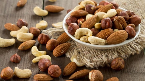  BENEFITS OF NUTS FOR HUMAN BODY